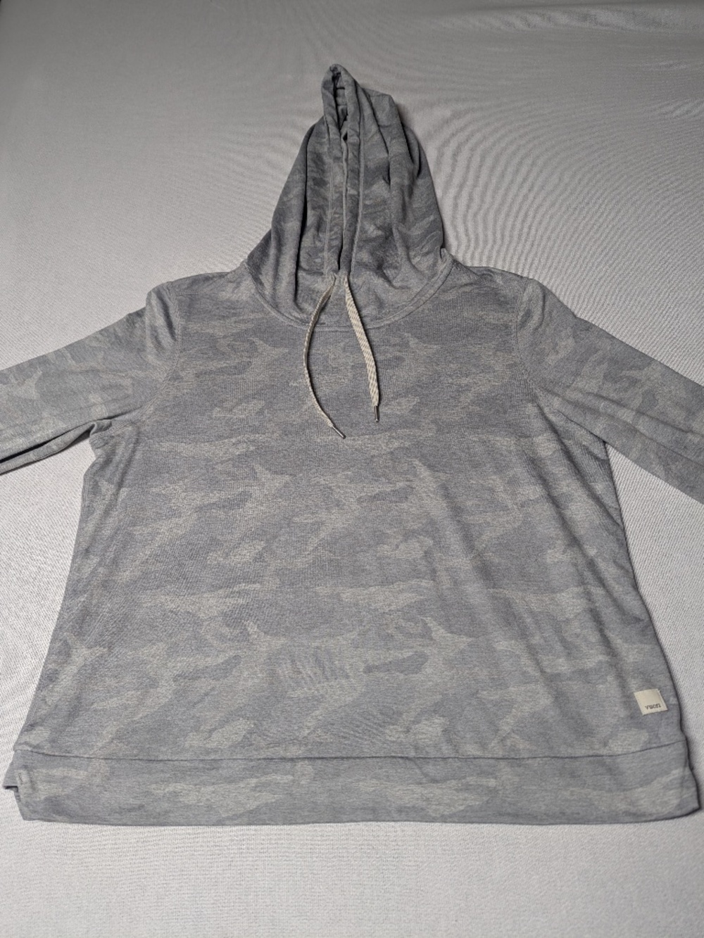 Vuori Halo Essential Hoodie - Size Medium